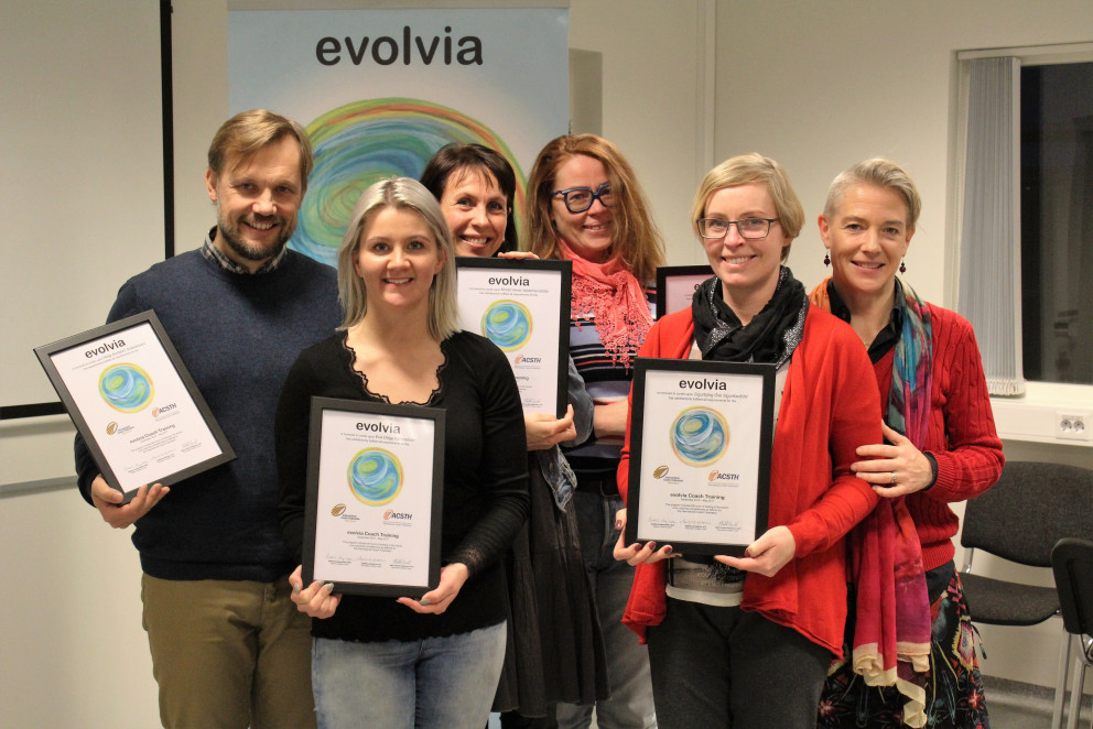 Á þessari mynd, sem var tekin við lok námskeiðsins í gær, eru frá vinstri: Helgi Þorbjörn Svavarsson…