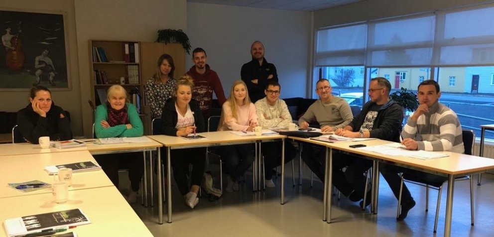Hluti nemendanna sem stunda nú nám hjá SÍMEY á Dalvík í íslensku sem annað tungumál. Mynd: Guðný. S.…