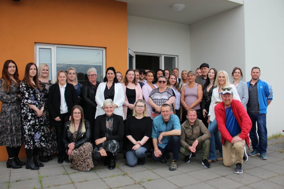 Hluti brautskráningarhópsins sem lauk námi sínu í SÍMEY með formlegum hætti í dag.