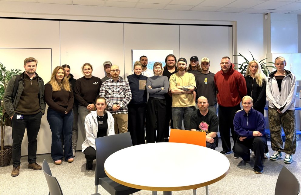 Dyravarðanámskeiðið var sex kvöld og luku því sextán þátttakendur að þessu sinni.