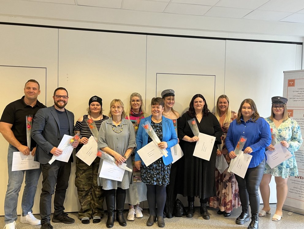 Brautskráningarnemar í húsakynnum SÍMEY 6. júní sl. Mynd: Kristín Björk Gunnarsdóttir.