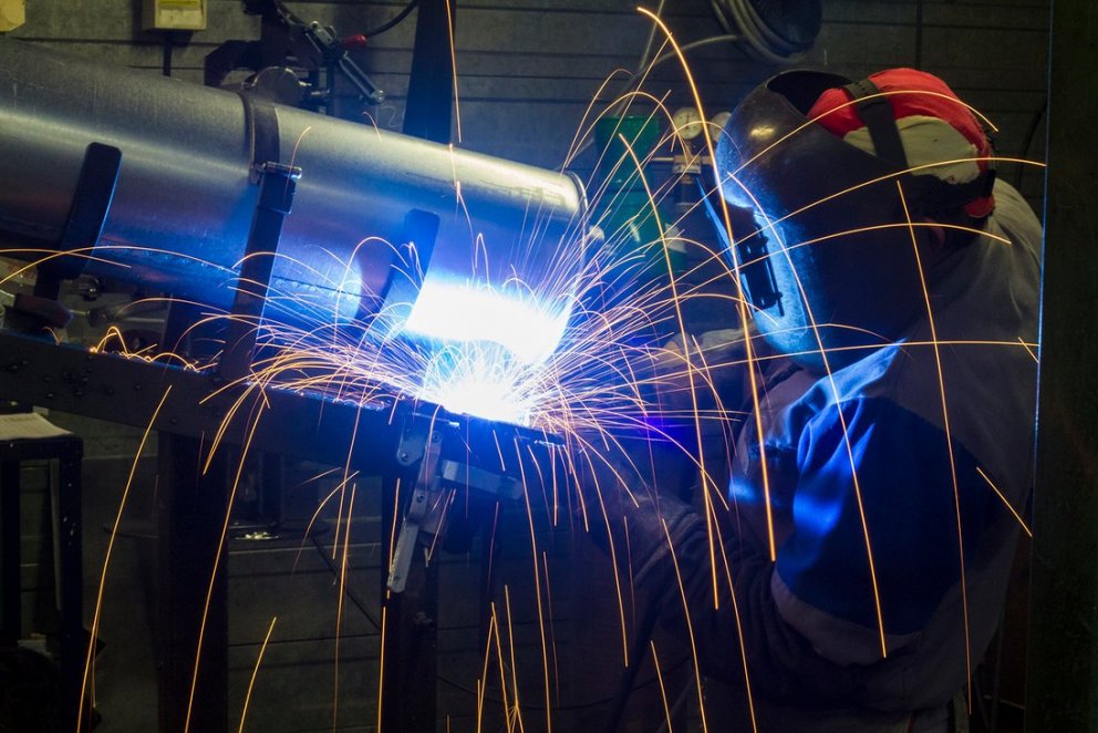 Aðstoðarmenn hafa lengi verið að störfum í málmiðnaði en með þessari hæfnigreiningarvinnu eru störf …