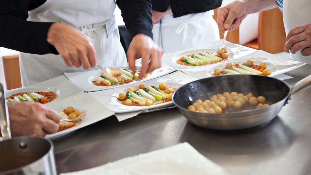 Raunfærnimatið í matvælagreinum er núna í nóvember og einnig er opið fyrir umsóknir í þessum mánuði …